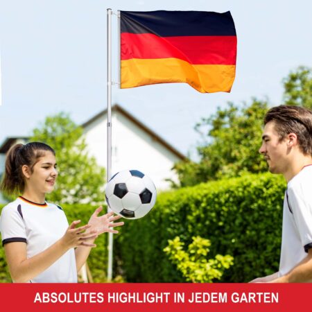 Höhenverstellbarer Fahnenmast mit 3 Flaggen für Garten und Veranstaltungen.