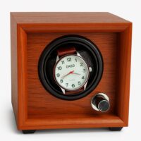 Uhrenbeweger Mr. Smith in Hellbraun mit Automatikuhr, Vorderansicht frontal