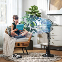 Ventilator oszillierend mit Wasserkühlung und Luftbefeuchter schwarz