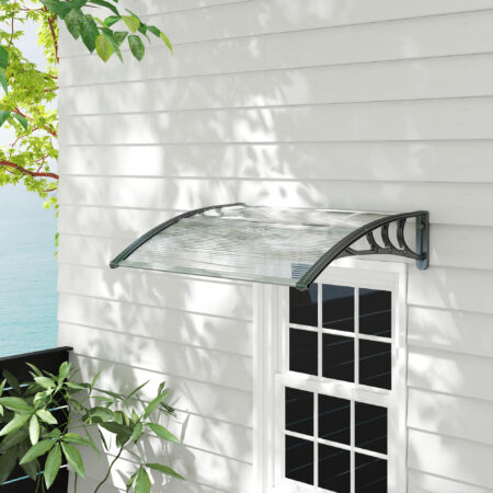 Transparentes Polycarbonat-Vordach für die Haustür, Größe 75x100cm.