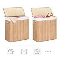 Wäschekorb aus Naturmaterial mit drei Fächern für eine umweltfreundliche Wäscheaufbewahrung.