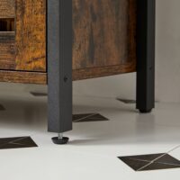 Waschbeckenunterschrank mit Regal und Lamellentüren im Vintage-Stil.