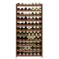 Frontansicht des Weinregals in Braun geölt mit Platz für 77 Flaschen. Das schlichte Design und die warme Farbe des Holzes fügen sich harmonisch in jeden Raum ein.