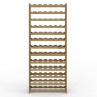 Frontansicht des Weinregals mit Platz für 91 Flaschen. Das schlichte Design und die natürliche Farbe des Holzes fügen sich harmonisch in jeden Raum ein.